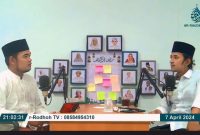 Ustadz Faisol pada live Podcast di FP Facebook Raudlatul Ulum Al-Khaliliyah dengan tema: Ngobrol Santai Gus Fawaid Azman bersama Faisol, S.Kom.I (Penyuluh Agama Islam Kemenag Kabupaten Melawi), 07 April 2024.