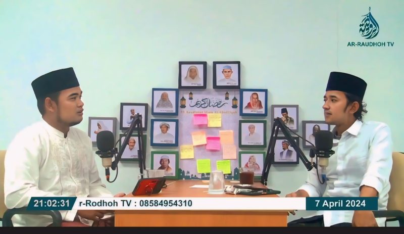 Ustadz Faisol pada live Podcast di FP Facebook Raudlatul Ulum Al-Khaliliyah dengan tema: Ngobrol Santai Gus Fawaid Azman bersama Faisol, S.Kom.I (Penyuluh Agama Islam Kemenag Kabupaten Melawi), 07 April 2024.