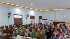 Calon Peserta PPPK Kemenag Melawi sedang mengikuti bimbingan teknis persiapan penerimaan Pegawai Pemerintah dengan Perjanjian Kerja di Aula Kantor Kemenag Melawi.