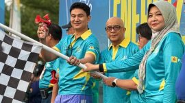 Wakil Ketua Badan Anggaran DPR RI H. Syarief Abdullah Al Kadri, Anggota Komisi XII DPR RI Gulam Mohamad Sharon, Kadisporapar Kalbar, Windy Prihastari, S.STP., M.Si. yang hadir mewakili Gubernur Kalbar.