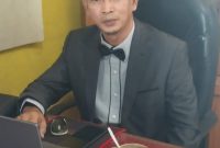 Muhamad Desi Asiska, Kepala Kemenhaj Melawi, mengikuti Zoom Meeting Pembekalan Teknis SBSN 2026 dari ruang kerjanya sebagai bentuk kesiapan satuan kerja daerah dalam mengakses pembiayaan proyek nasional.