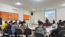 Syarief Abdullah Sebagai pemateri dalam kegiatan Latihan Kader II (LK II) Himpunan Mahasiswa Islam (HMI) Cabang Kubu Raya, di Aula BPSDM Provinsi Kalimantan Barat, Minggu 26 April 2026.