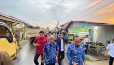 Anggota Komisi V DPR RI Fraksi NasDem, Syarief Abdullah Alkadrie, Bersama Bupati Kuburaya sujiwo melakukan peninjauan lapangan terhadap hasil pembangunan jalan kuala dua Kabupaten Kubu Raya. Senin 27 April 2026.