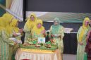 Doc : Prosesi pemotongan tumpeng yang dilakukan langsung oleh Ketua Umum MPMKB beserta Jajaran Pengurus.