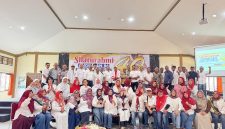 Syarief Abdullah Bersama Alumni Angkatan 86 Fakultas Hukum Universitas Tanjung Pura Pontianak di Aula Fakultas Hukum, Minggu (3/5/2026
