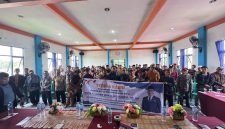 Syarief Abdullah Alkadrie, menghadiri langsung kegiatan Sosialisasi Bantuan Stimulan Perumahan Swadaya (BSPS) bagi masyarakat penerima bantuan bedah rumah di Kantor Desa Mekar Sari, Kabupaten Kubu Raya.Senin 4 Mei 2026.