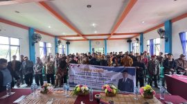 Syarief Abdullah Alkadrie, menghadiri langsung kegiatan Sosialisasi Bantuan Stimulan Perumahan Swadaya (BSPS) bagi masyarakat penerima bantuan bedah rumah di Kantor Desa Mekar Sari, Kabupaten Kubu Raya.Senin 4 Mei 2026.