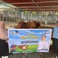 Dok : Proses distribusi bantuan ini dikawal langsung oleh tim relawan bersama tokoh masyarakat setempat