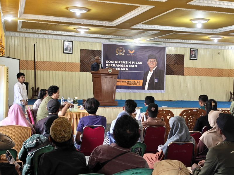 Anggota DPR RI, H. Syarief Abdullah Alkadrie, S.H., M.H., dalam pengarahannya memberikan wawasan kebangsaan yang diselenggarakan oleh Pengurus Koordinator Cabang (PKC) Pergerakan Mahasiswa Islam Indonesia (PMII) Kalimantan Barat