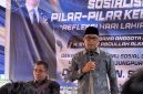 Anggota MPR RI H. Syarief Abdullah Alkadrie, S.H., M.H., dalam Sosialisasi Empat Pilar Kebangsaan di Cafe 5 CM Pontianak.