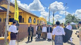 Poto : Syarief Abdullah Bersama Raja Kubu dalam peringatan Haul Agung Raja Kubu ke-238 yang digelar di Desa Kubu, Kabupaten Kubu Raya.