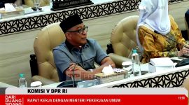 Poto Dok : Anggota Komisi V DPR RI, Syarief Abdullah Alkadrie, saat memberikan tanggapan terkait evaluasi program kerja tahun anggaran 2026 dalam Rapat Kerja bersama Menteri Pekerjaan Umum (PUPR). di Ruang Rapat Komisi V DPR RI, Selasa 2 Juni 2026.