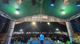 Anggota DPR RI Fraksi Partai NasDem, H. Syarief Abdullah Alkadrie, S.H., M.H., menghadiri malam puncak penutupan peringatan Hari Ulang Tahun (HUT) Remaja Muda (Rema Muda) ke-37 se-Kecamatan Ambawang yang digelar di halaman Masjid Miftahul Jannah, Parit Masigi, Kabupaten Kubu Raya. 