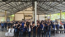 Arsip : Prosesi Poto Bersama Dewan Pimpinan Daerah (DPD) Partai NasDem Kabupaten Bengkayang