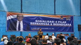 POTO : H. Syarif Abdullah Alkadrie, S.H., M.H., menggelar kegiatan Sosialisasi 4 Pilar Berbangsa dan Bernegara bersama warga masyarakat Pontianak Timur